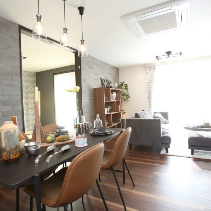 住宅ローン月々10万円がきついと感じる理由は？返済負担を軽減する対策も